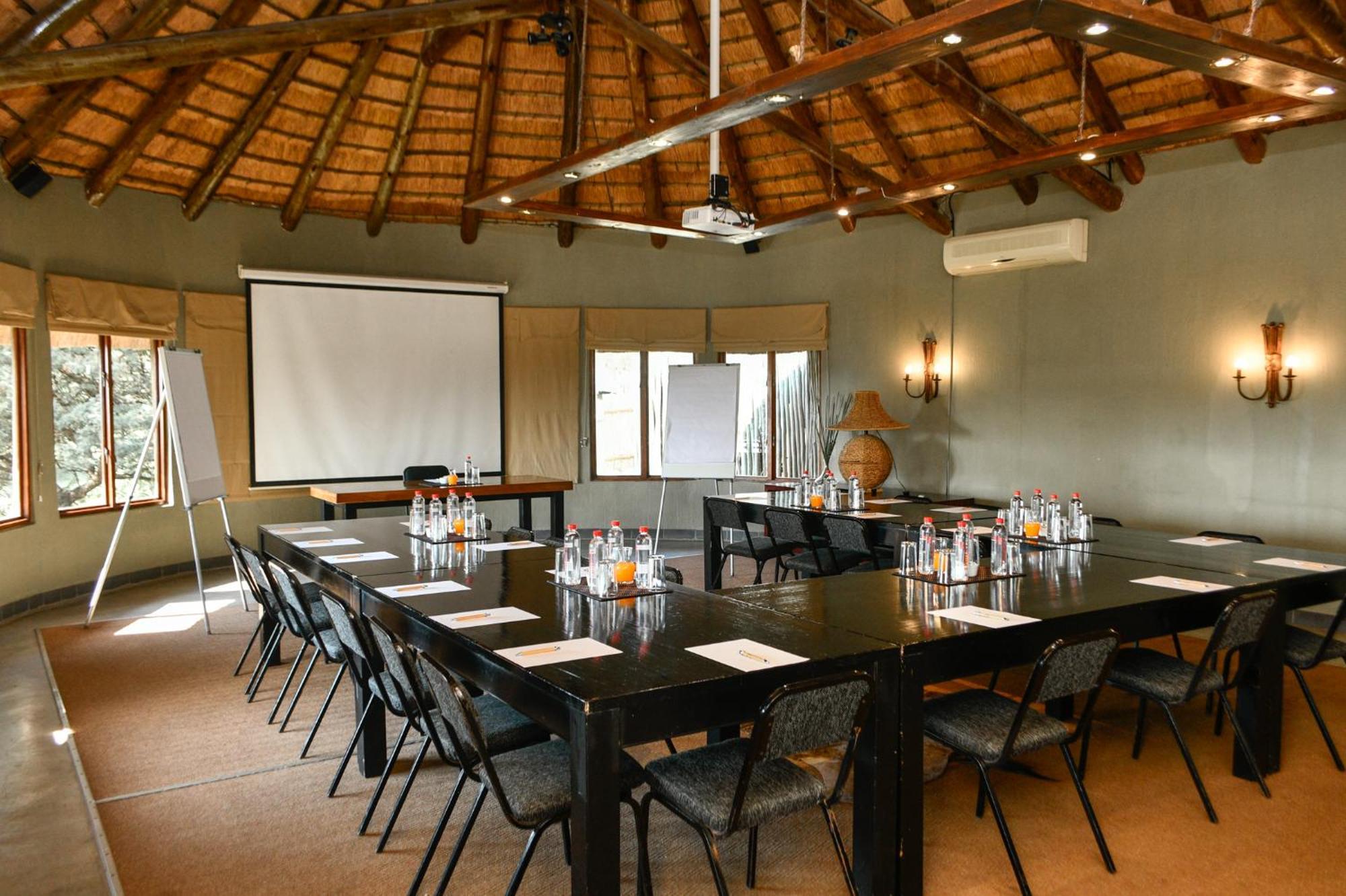 The Springbok Lodge Ladysmith Exterior foto